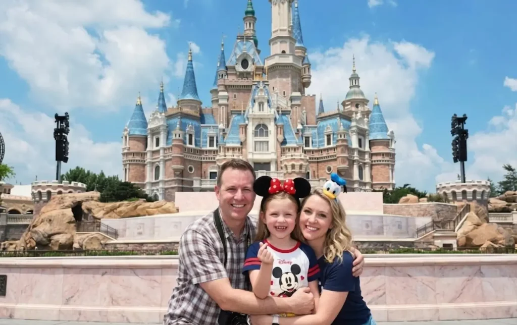 2-Day Shanghai City Highlights & Disneyland Experience