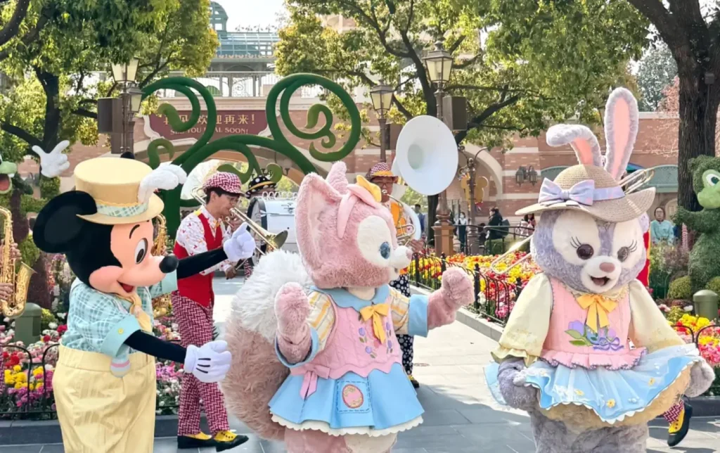 Disney characters performing in parade at Shanghai Disneyland
