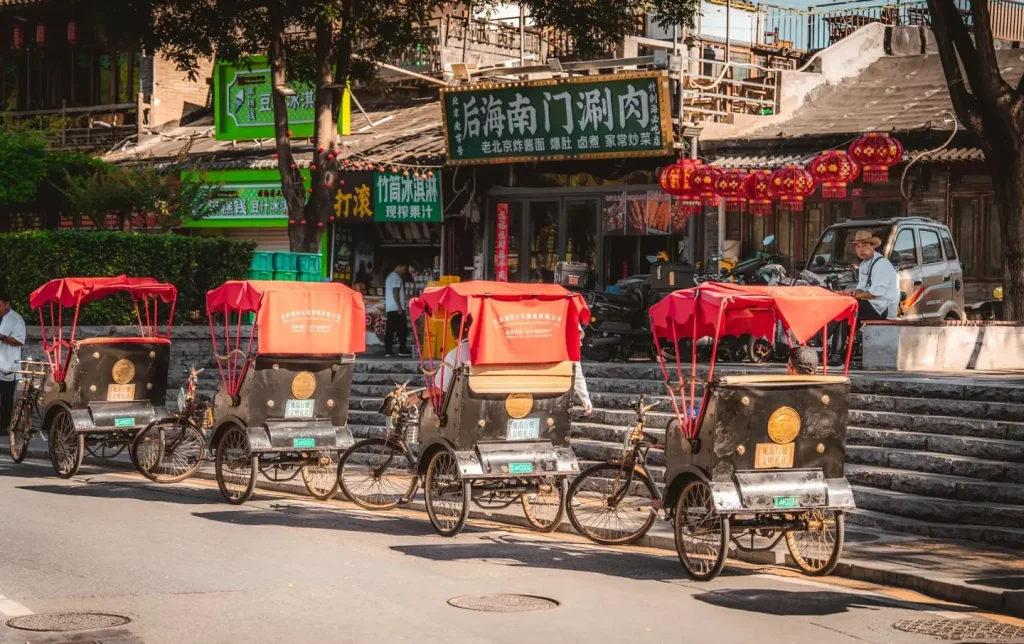 Beijing Day Tour: Hutong Life, Local Flavors & Shichahai