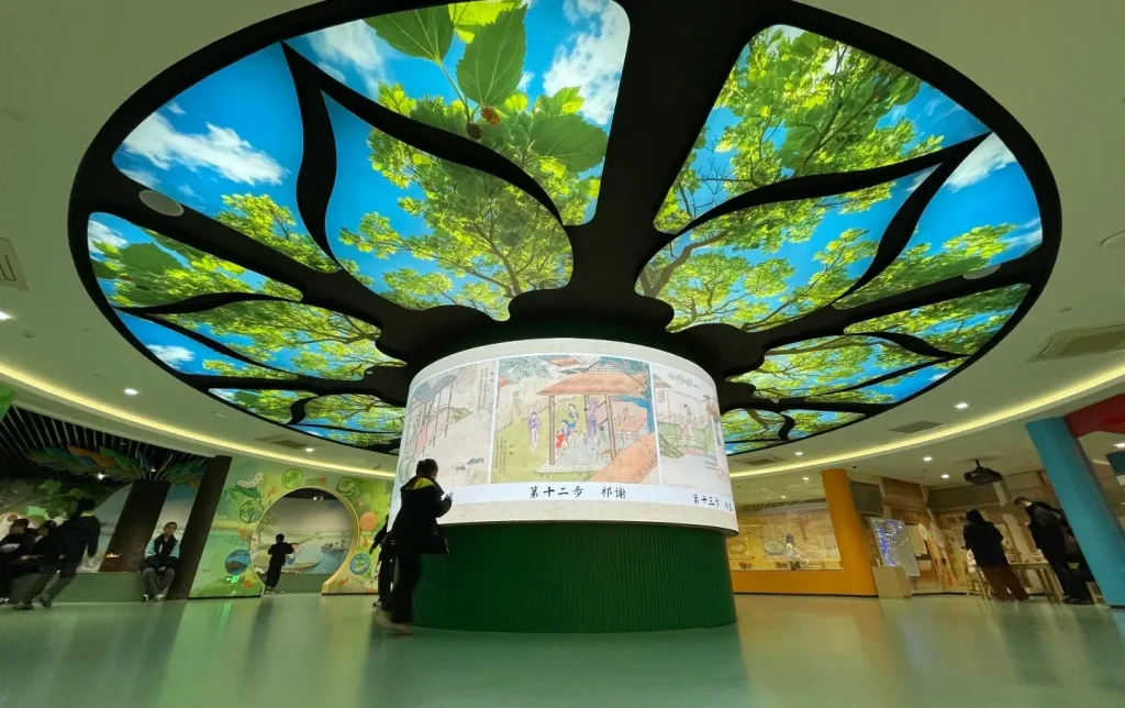 2-Day Hangzhou Cultural Experience: West Lake, Silk Heritage & Old Town
