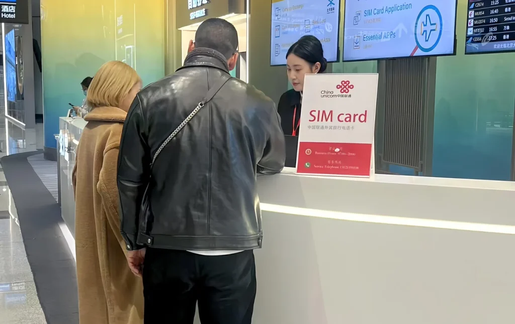 How to Access the Internet in China for Tourists: eSIM, SIM Card, Roaming & VPN