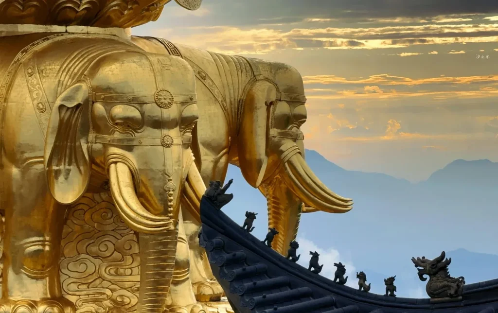5-Day Chengdu Tour: Panda, Leshan & Mount Emei Cultural Itinerary